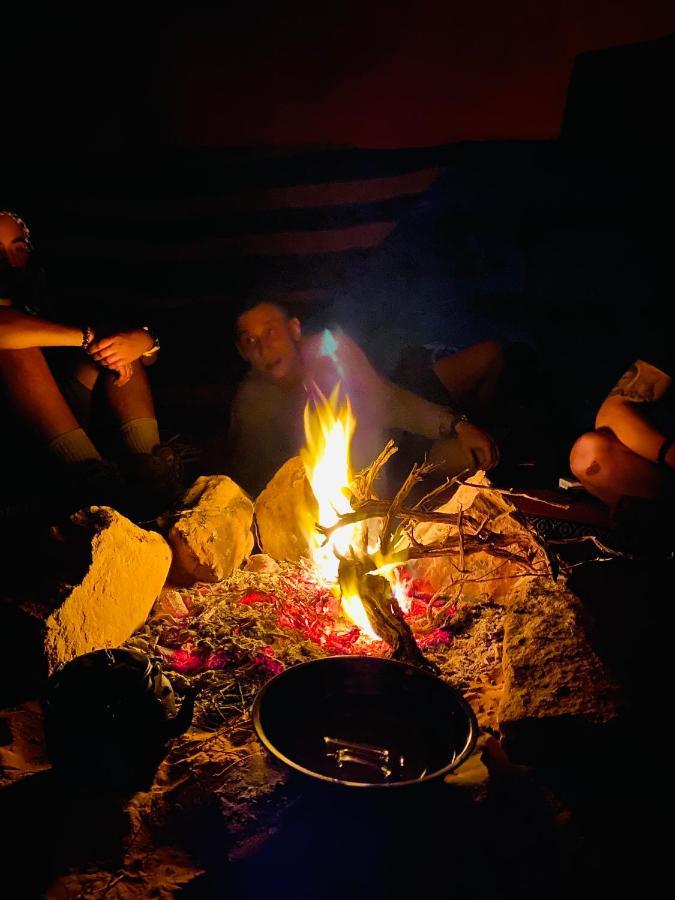 Wadi Rum Galaxy Camp Экстерьер фото