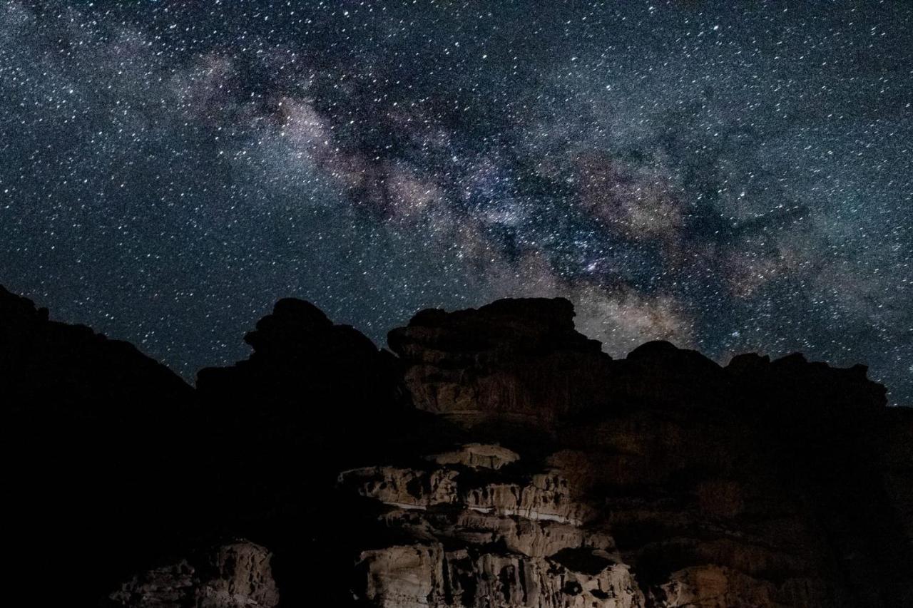 Wadi Rum Galaxy Camp Экстерьер фото