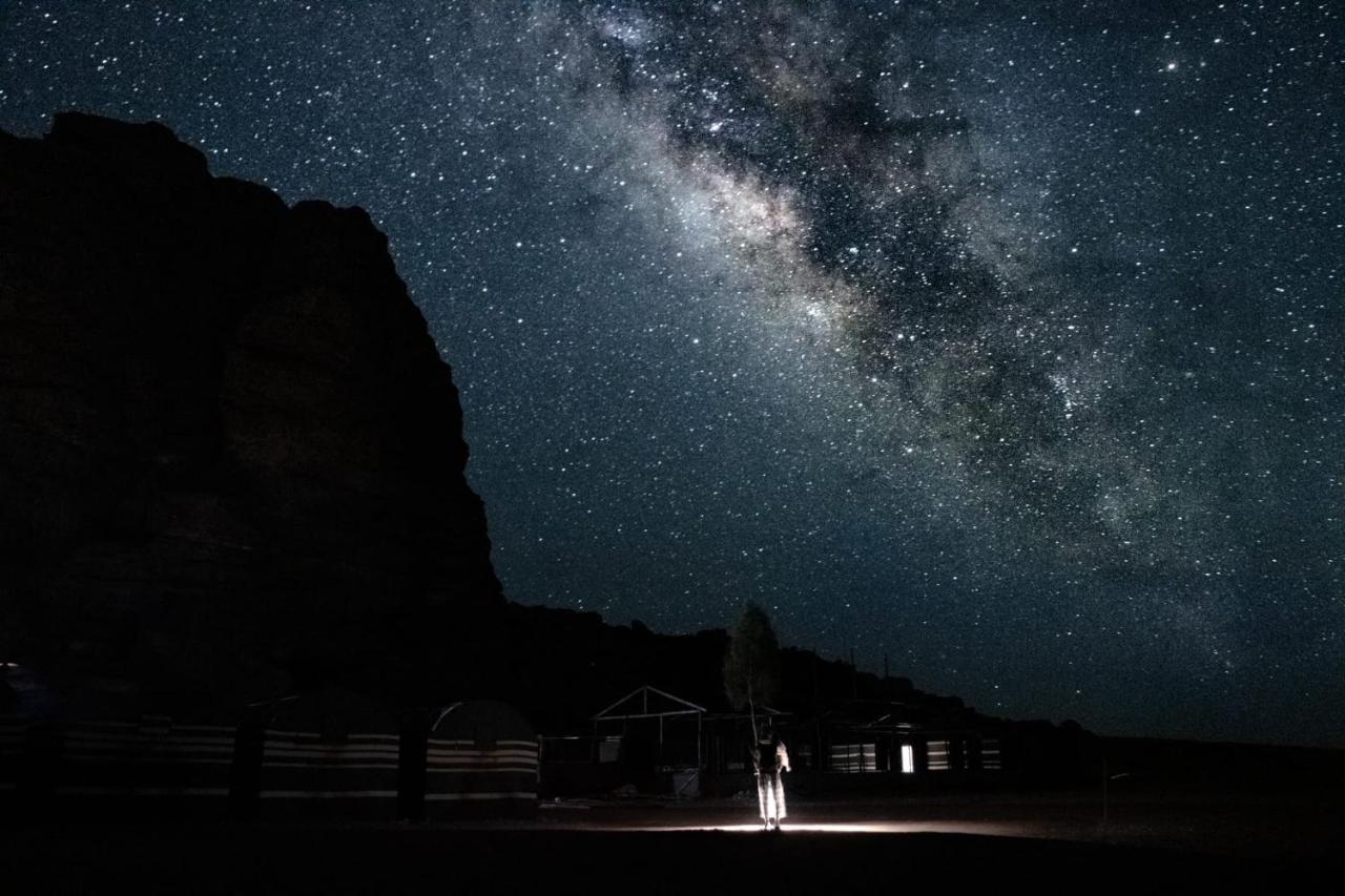 Wadi Rum Galaxy Camp Экстерьер фото