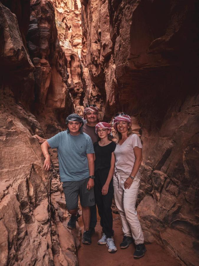 Wadi Rum Galaxy Camp Экстерьер фото