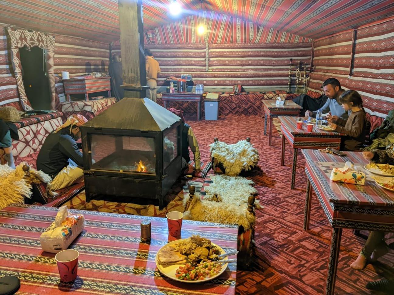 Wadi Rum Galaxy Camp Экстерьер фото