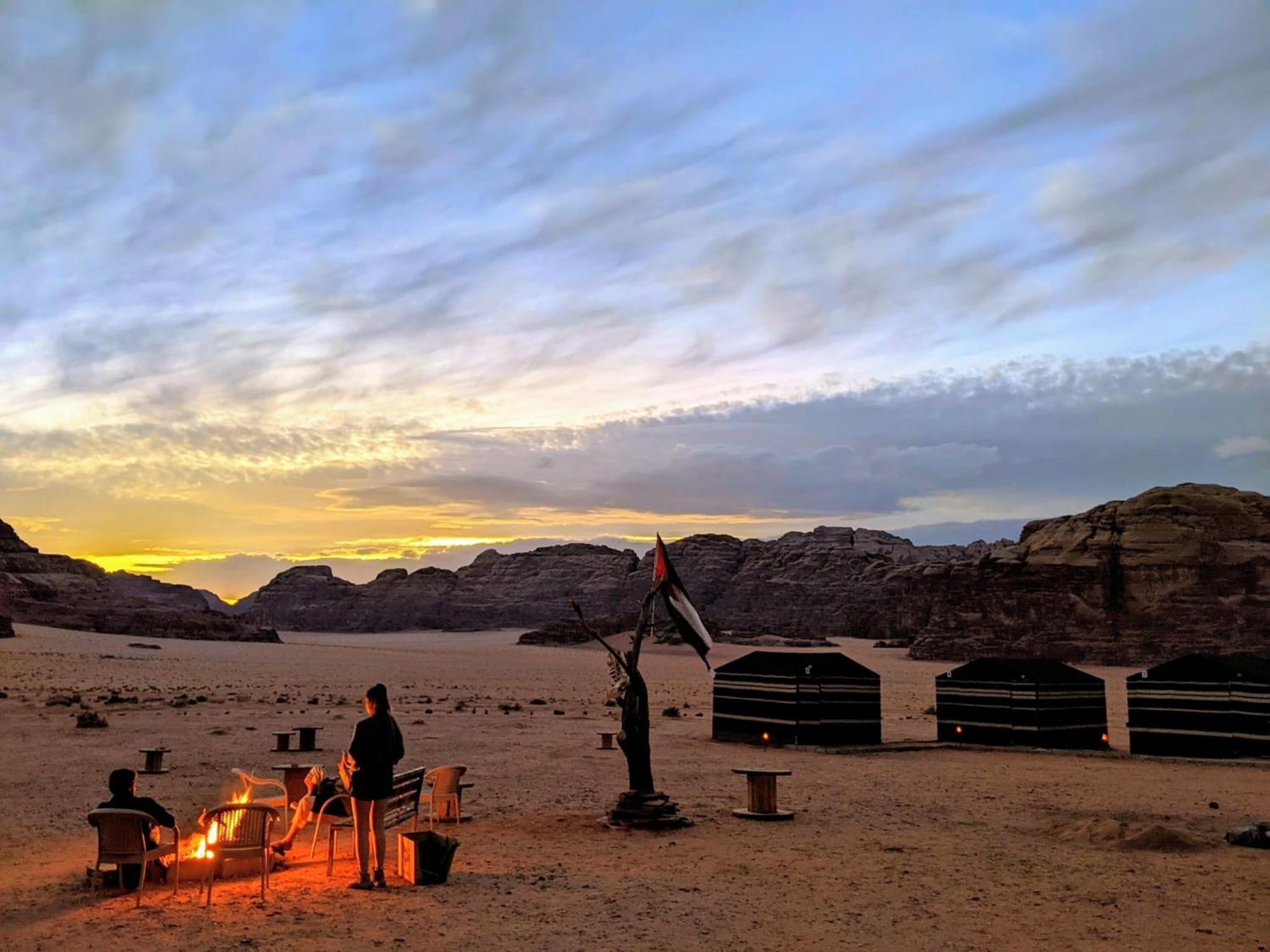Wadi Rum Galaxy Camp Экстерьер фото