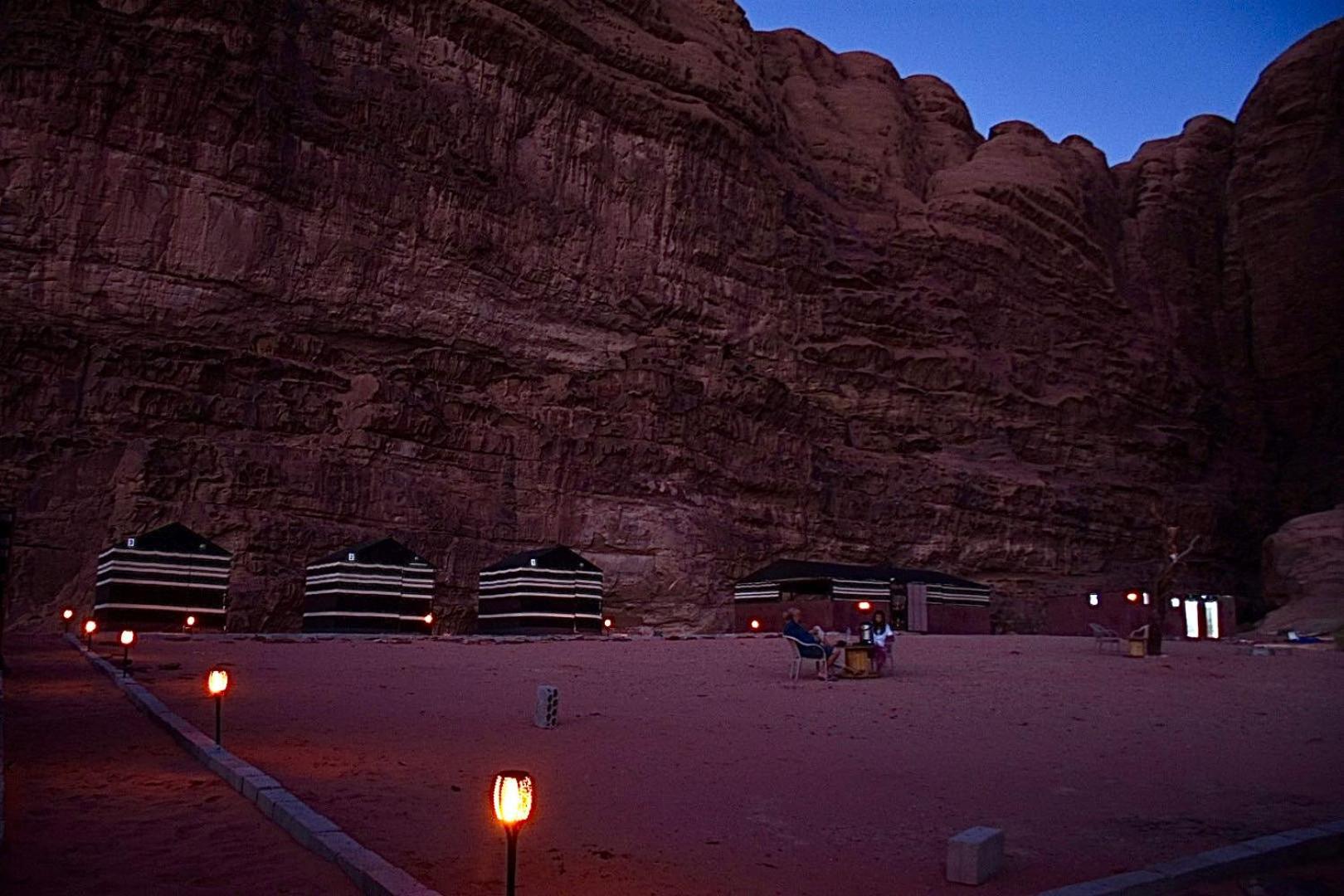 Wadi Rum Galaxy Camp Экстерьер фото